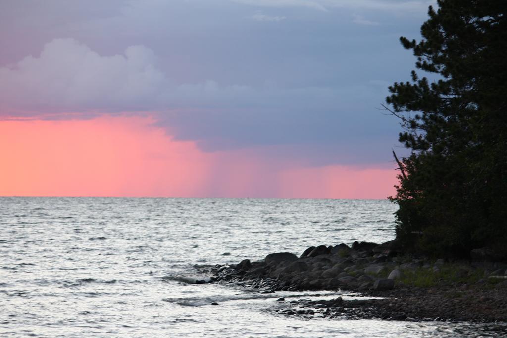 Chalkley'S Sandy Bay Cottage Resort Nipissing Beach エクステリア 写真