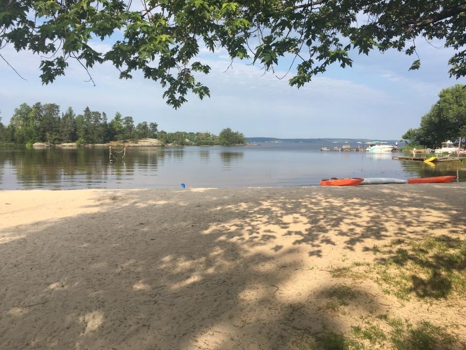 Chalkley'S Sandy Bay Cottage Resort Nipissing Beach エクステリア 写真